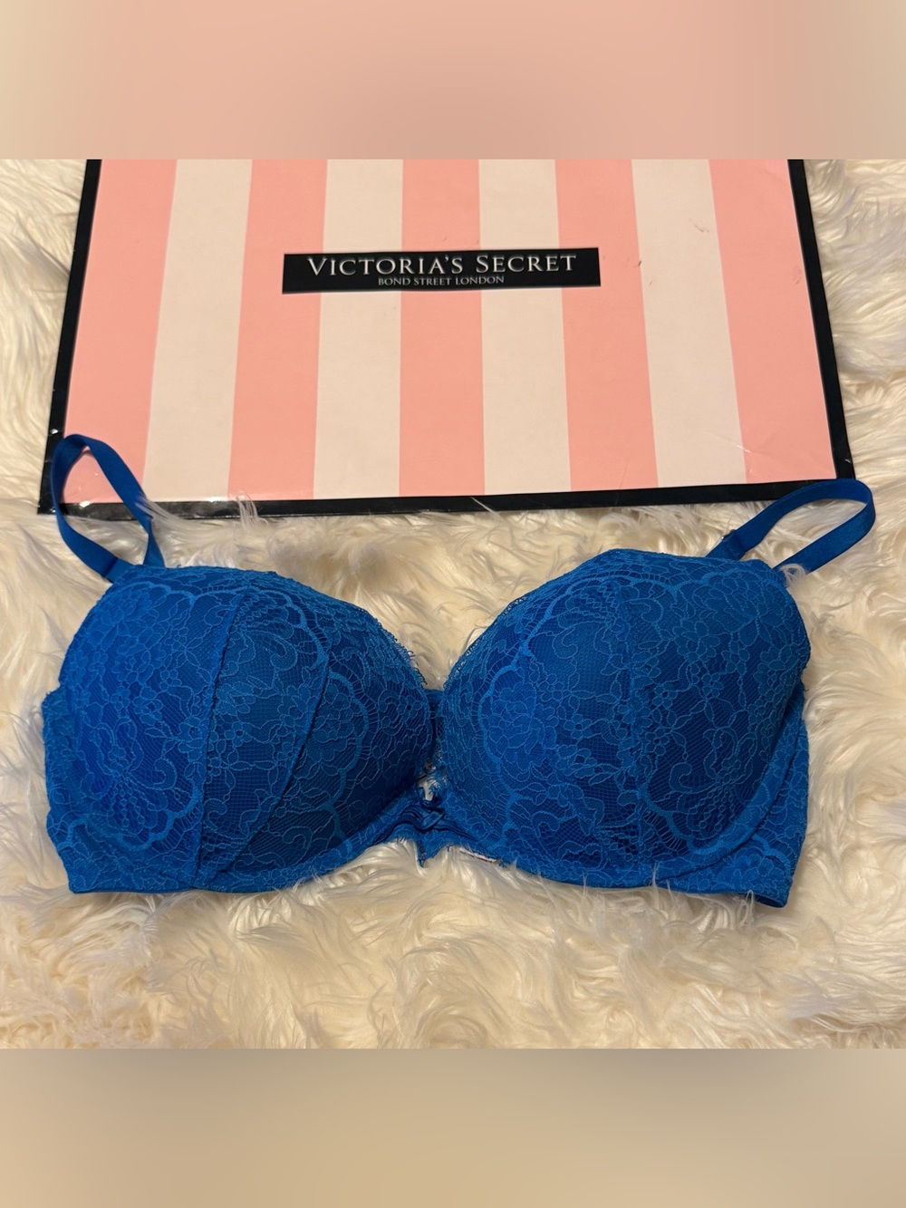 Victoria’s Secret Dream Angels Blue Lace/ mesh Push-Up Bra